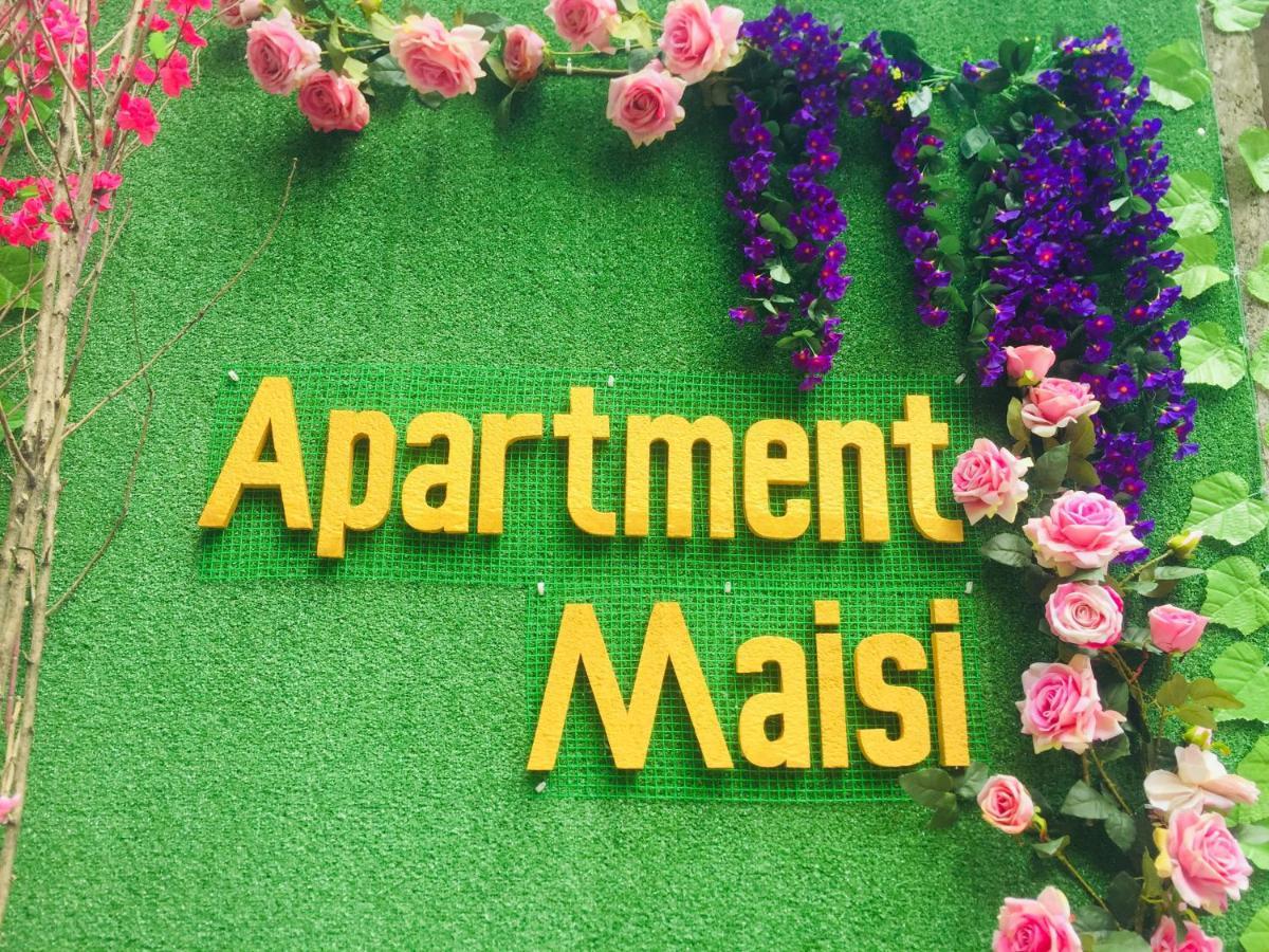 Apartment Maisi バトゥーミ エクステリア 写真