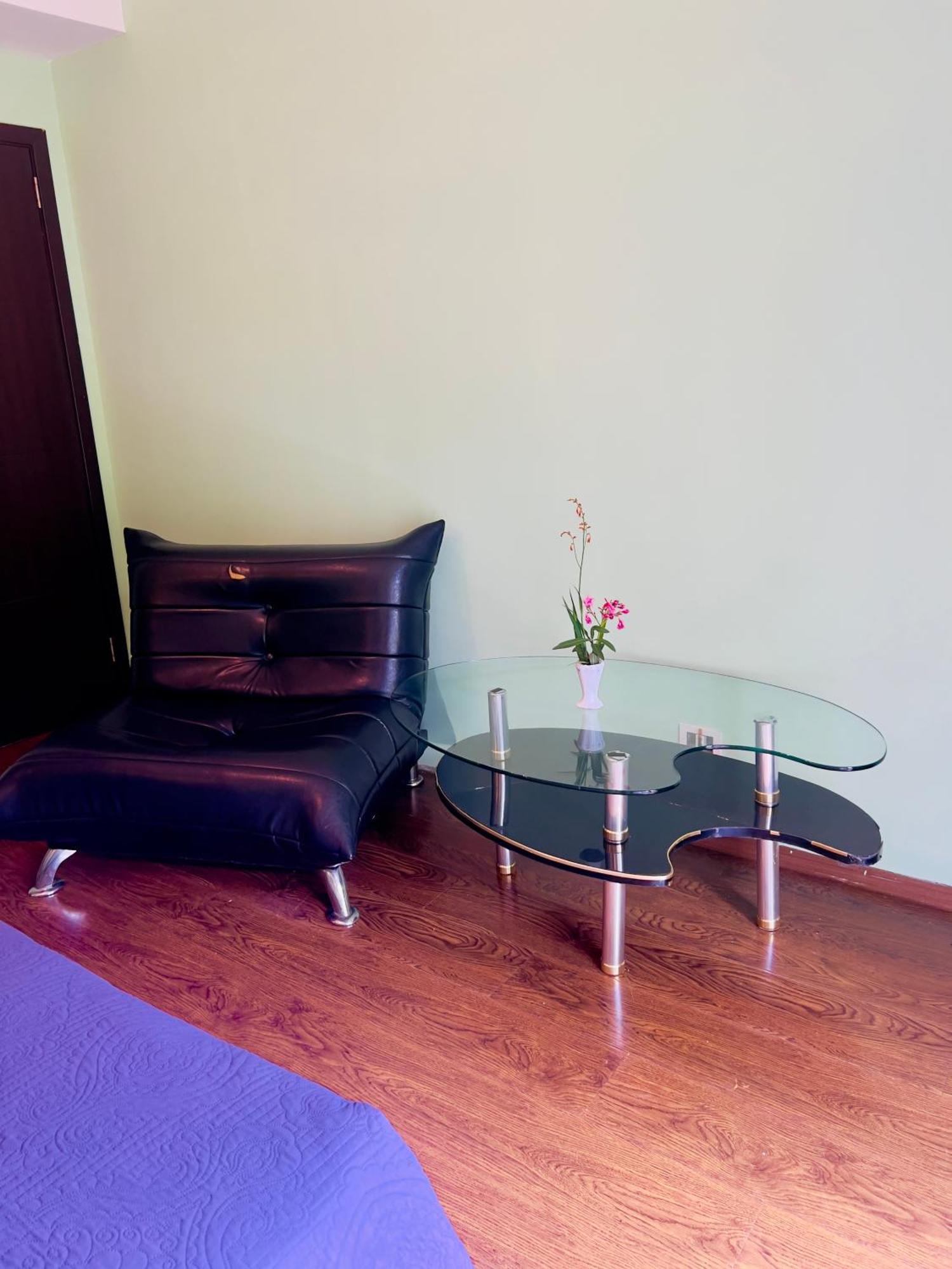 Apartment Maisi バトゥーミ エクステリア 写真