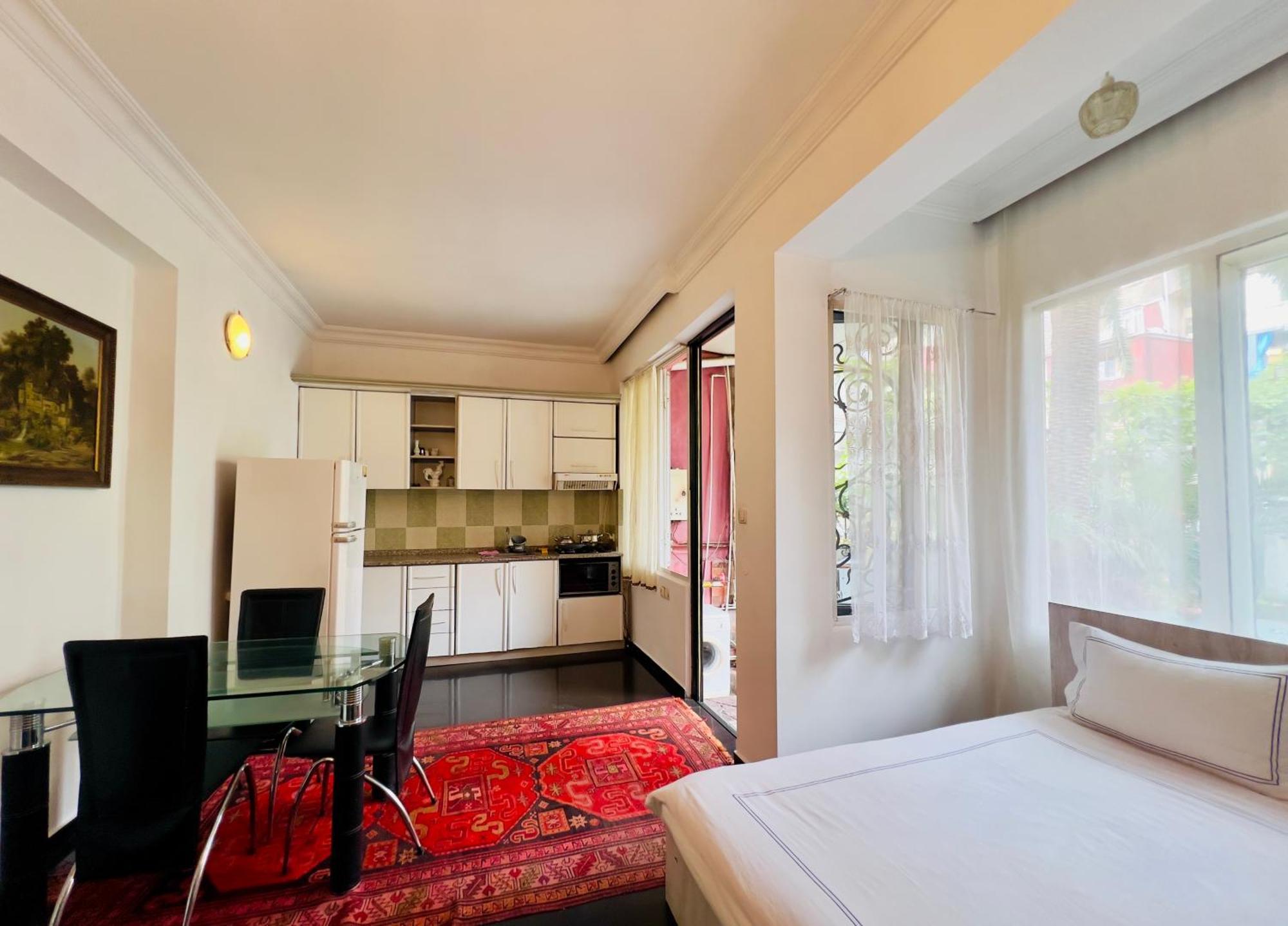 Apartment Maisi バトゥーミ エクステリア 写真