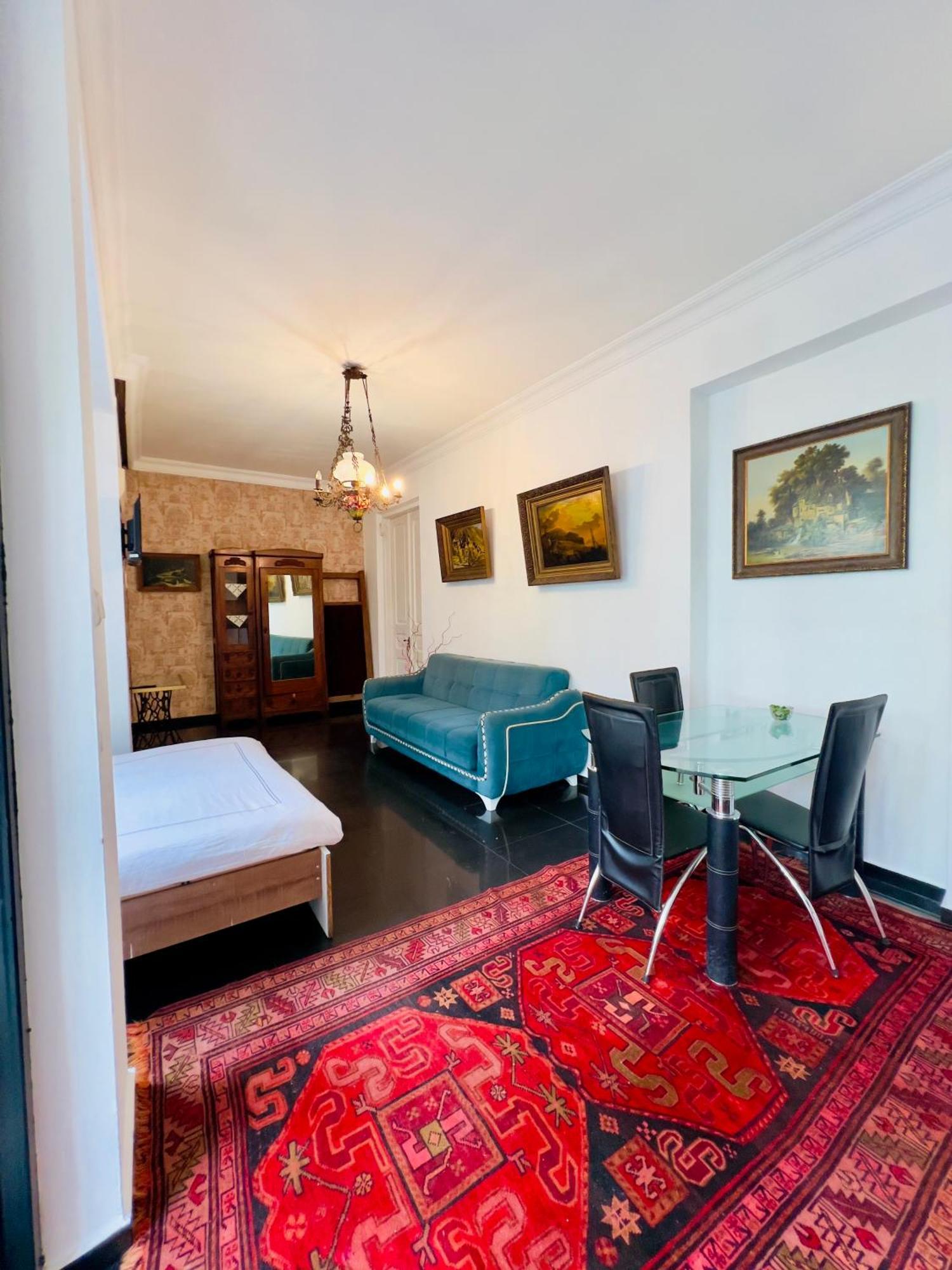 Apartment Maisi バトゥーミ エクステリア 写真